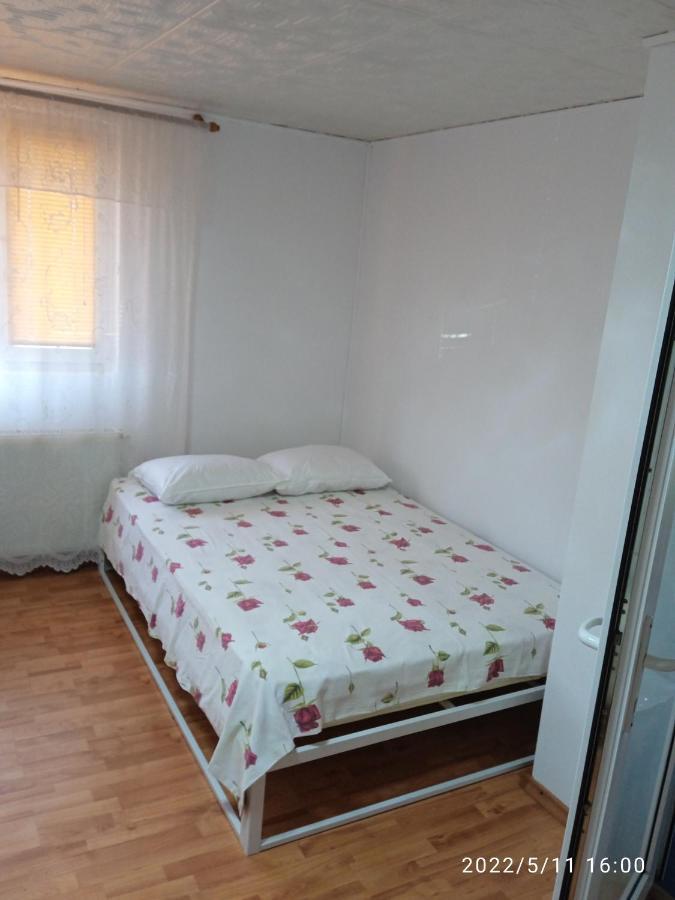 טולצ'אה Central City House מראה חיצוני תמונה