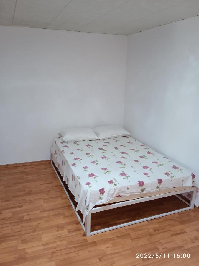 טולצ'אה Central City House מראה חיצוני תמונה